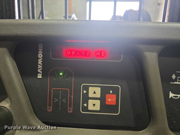 image for item FB9394 2015 Raymond 5400 order picker