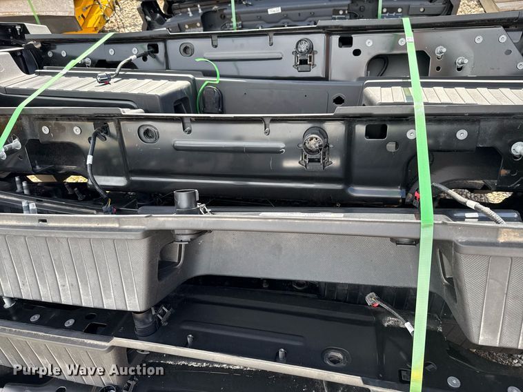 image for item HI9253 (11) Ford F250 bumpers