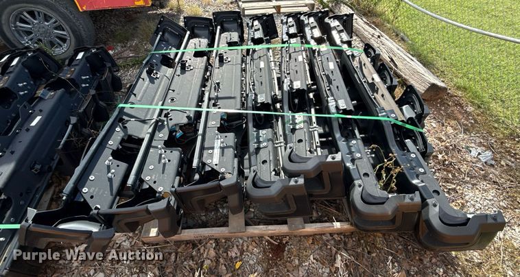 image for item HI9254 (11) Ford F250 bumpers