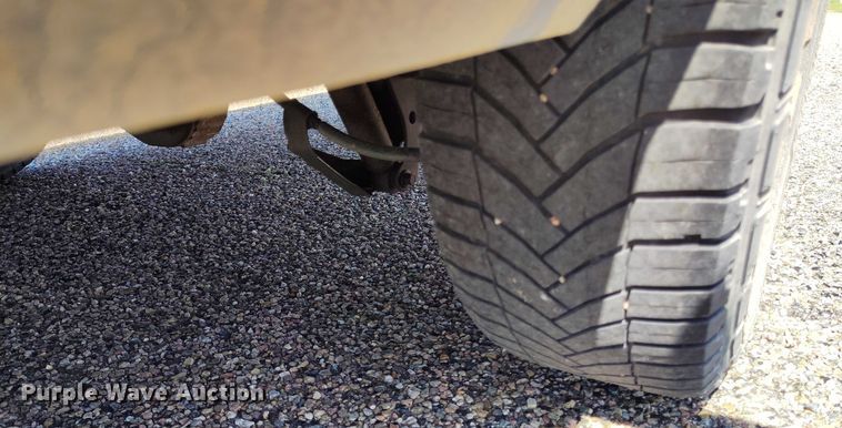 image for item IP9618 2020 Ford Transit 250 van