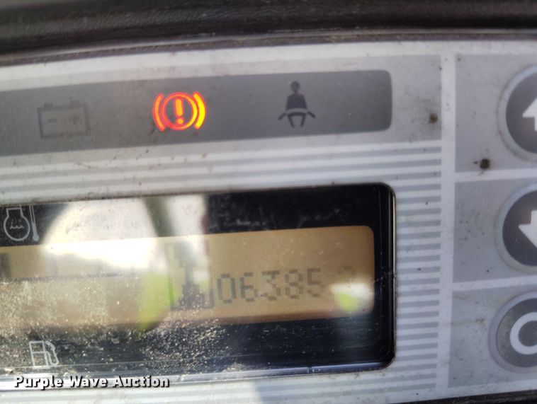 image for item IP9631 2015 UniCarriers CF35 forklift