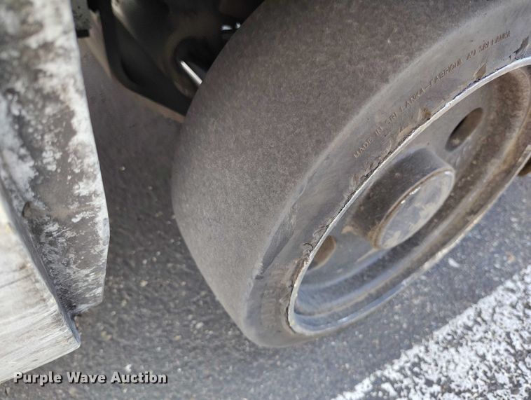 image for item IP9631 2015 UniCarriers CF35 forklift