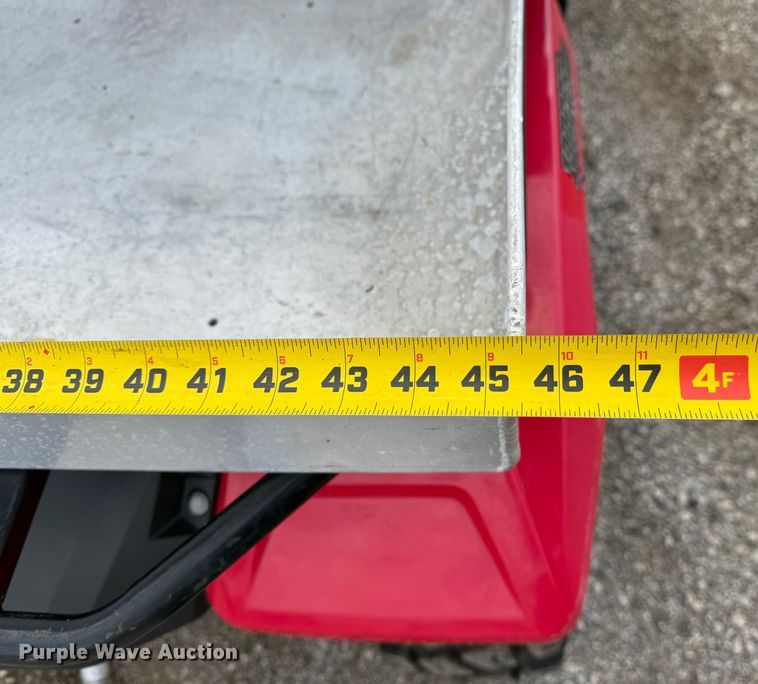 image for item KH9619 2017 Honda Pioneer utility vehicle