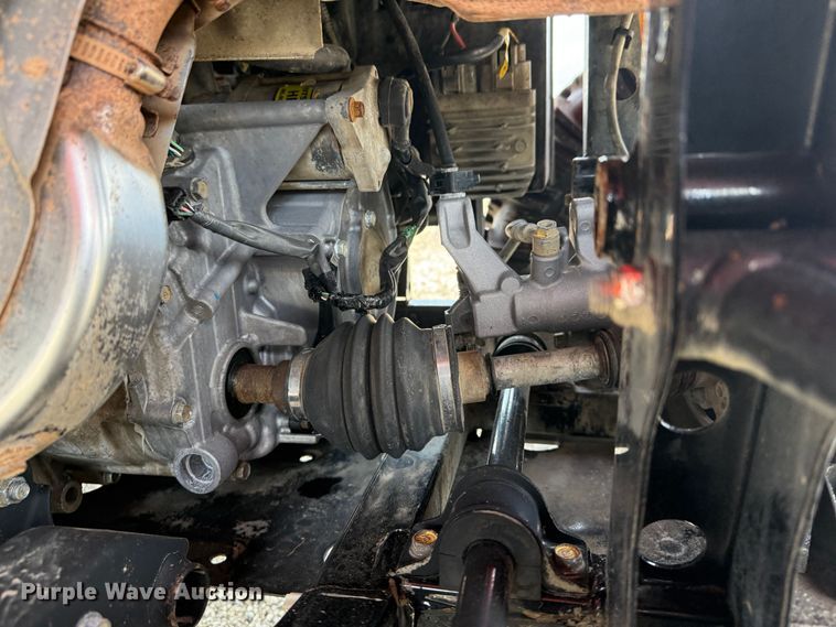 image for item KH9619 2017 Honda Pioneer utility vehicle