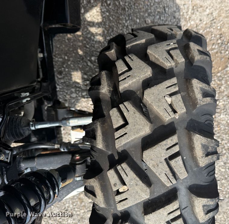 image for item KH9619 2017 Honda Pioneer utility vehicle