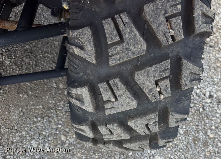 image for item KH9619 2017 Honda Pioneer utility vehicle