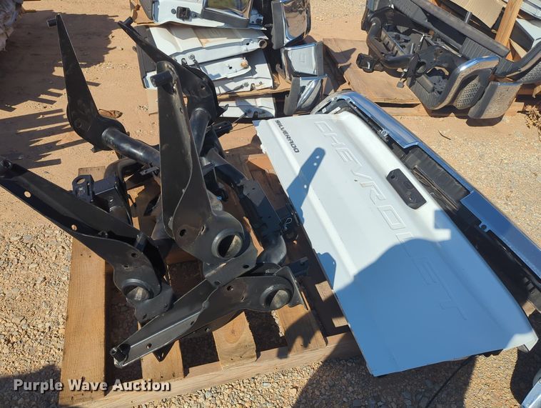 image for item MX9515 Pickup truck parts