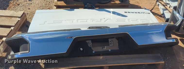 image for item MX9515 Pickup truck parts