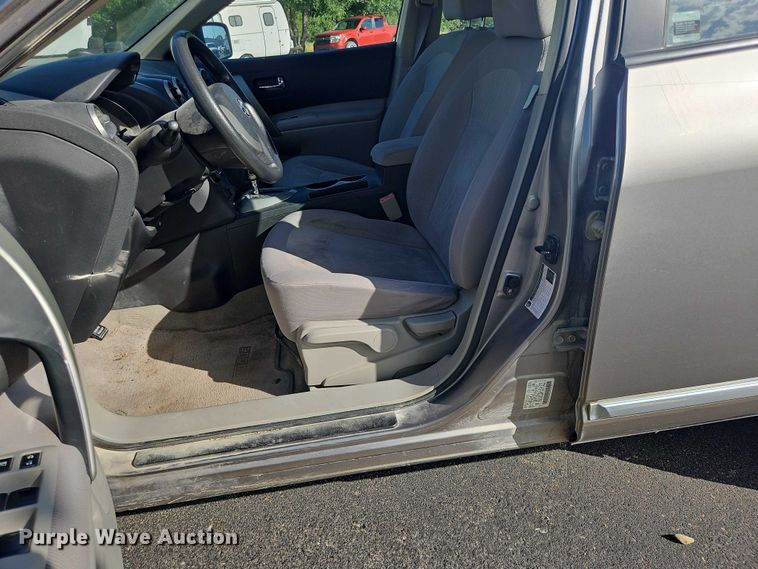 image for item OJ9913 2011 Nissan Rogue S SUV