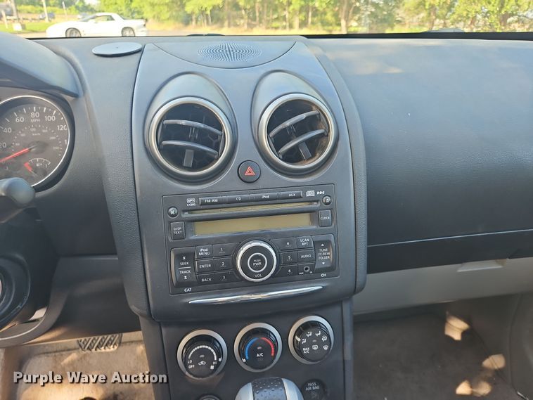 image for item OJ9913 2011 Nissan Rogue S SUV