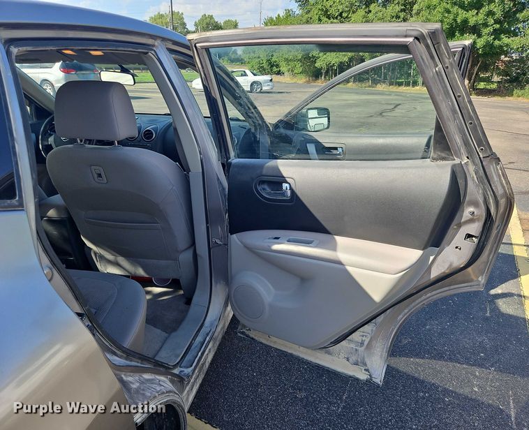 image for item OJ9913 2011 Nissan Rogue S SUV