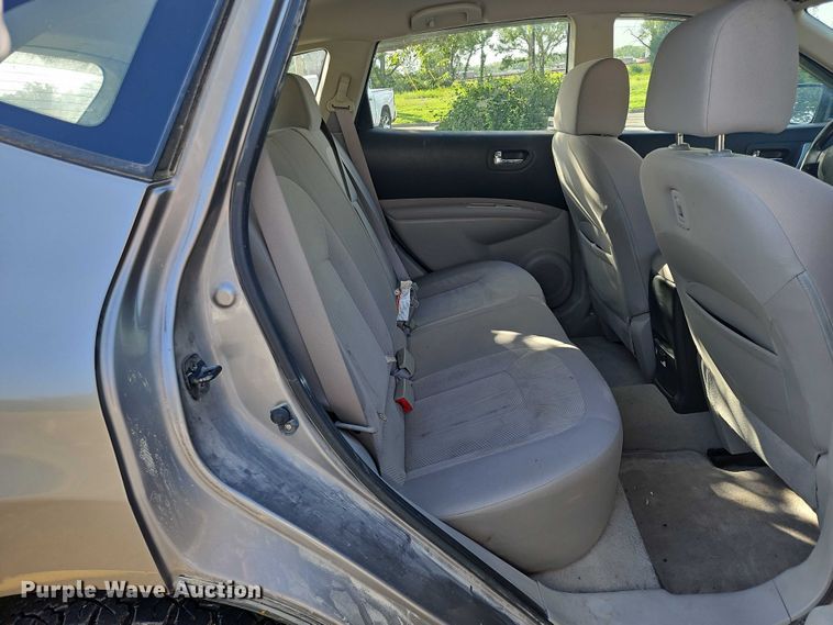 image for item OJ9913 2011 Nissan Rogue S SUV