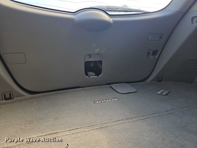 image for item OJ9913 2011 Nissan Rogue S SUV