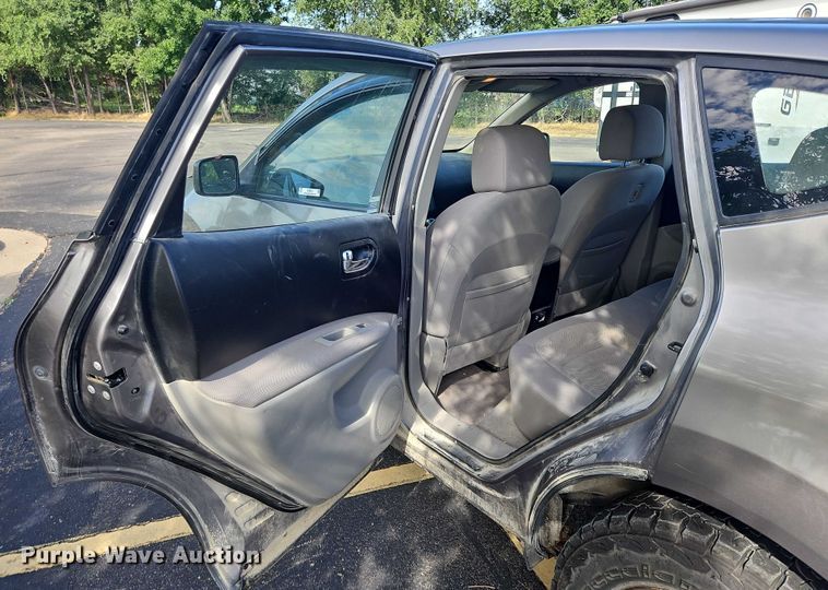 image for item OJ9913 2011 Nissan Rogue S SUV