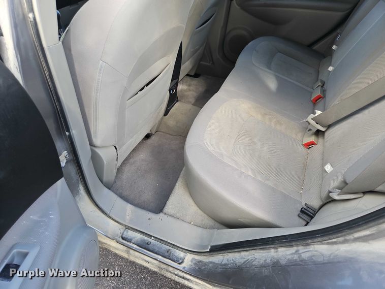 image for item OJ9913 2011 Nissan Rogue S SUV