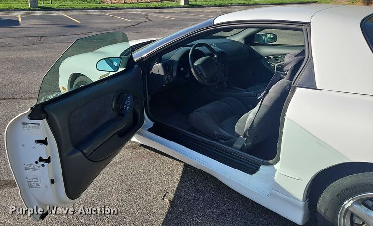 image for item OJ9914 1998 Pontiac Firebird 