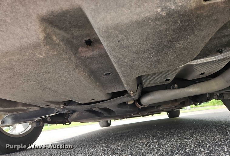 image for item OJ9925 2019 Chrysler Pacifica van