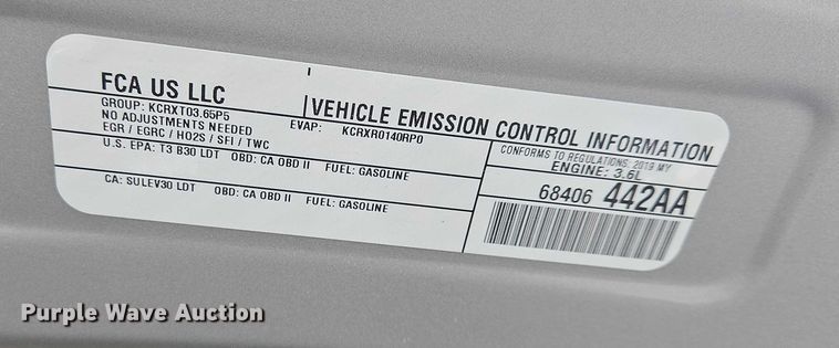 image for item OJ9925 2019 Chrysler Pacifica van