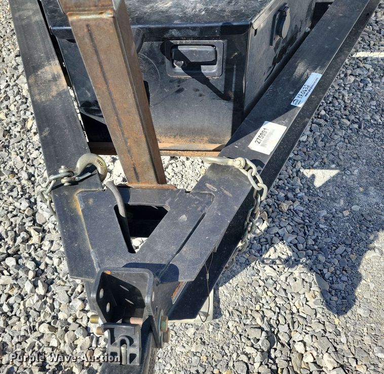 image for item YA0632 2023 RoadClipper Enterprises Diamond C dump trailer