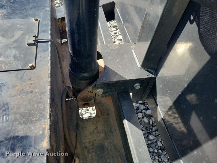 image for item YA0632 2023 RoadClipper Enterprises Diamond C dump trailer