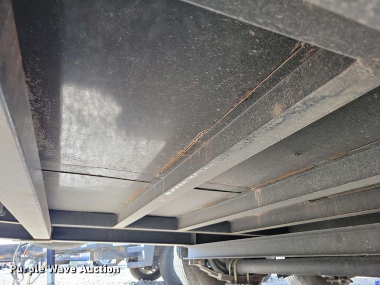 image for item YA0632 2023 RoadClipper Enterprises Diamond C dump trailer