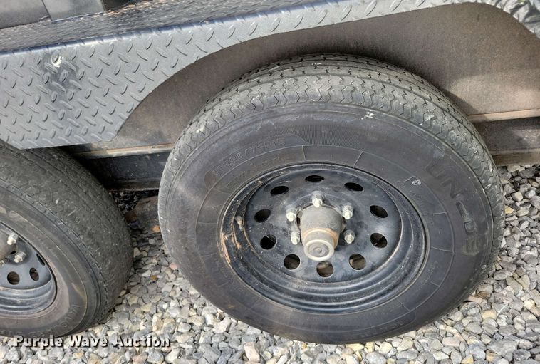 image for item YA0632 2023 RoadClipper Enterprises Diamond C dump trailer