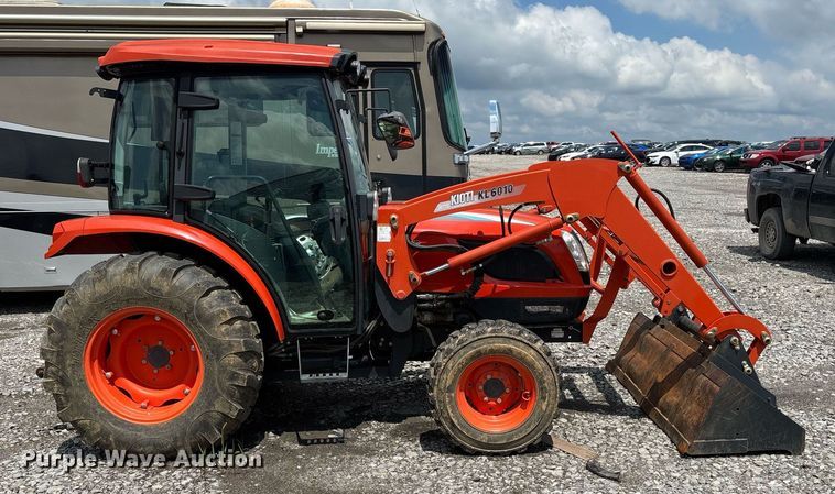 image for item YA0700 2015 Kioti NX4510 MFWD tractor