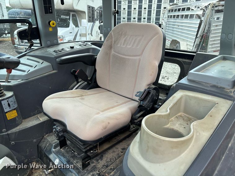 image for item YA0700 2015 Kioti NX4510 MFWD tractor