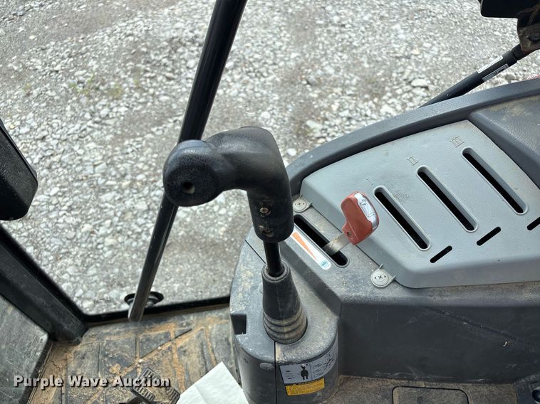 image for item YA0700 2015 Kioti NX4510 MFWD tractor