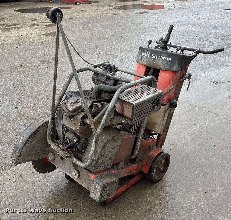 image for item DH9963 Husqvarna concrete saw