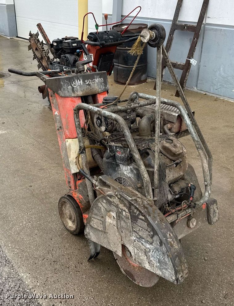 image for item DH9963 Husqvarna concrete saw