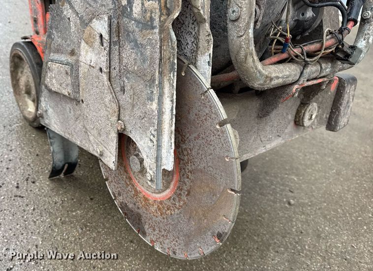 image for item DH9963 Husqvarna concrete saw