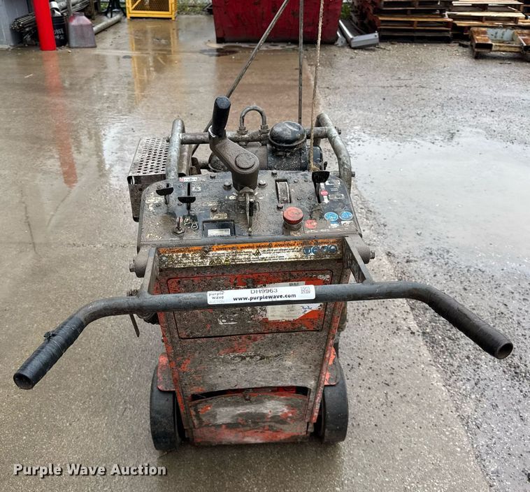 image for item DH9963 Husqvarna concrete saw
