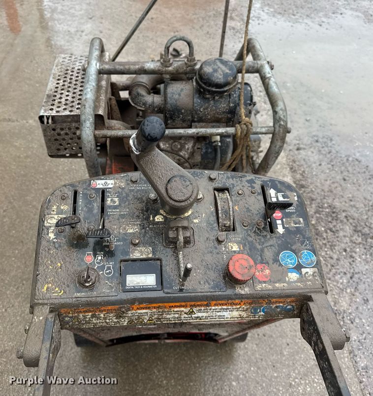 image for item DH9963 Husqvarna concrete saw