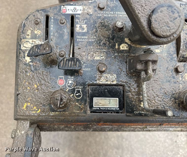 image for item DH9963 Husqvarna concrete saw