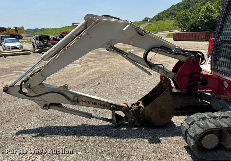 image for item DI9051 2012 Takeuchi TB250  mini excavator