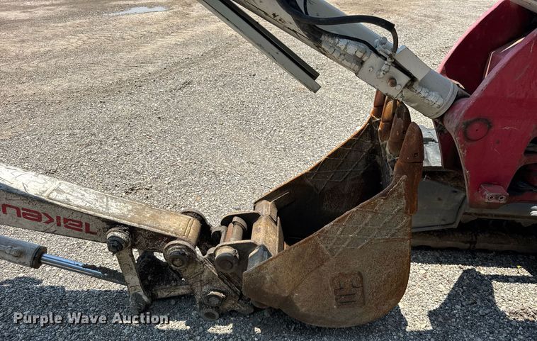 image for item DI9051 2012 Takeuchi TB250  mini excavator