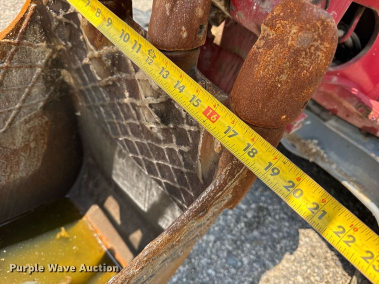 image for item DI9051 2012 Takeuchi TB250  mini excavator