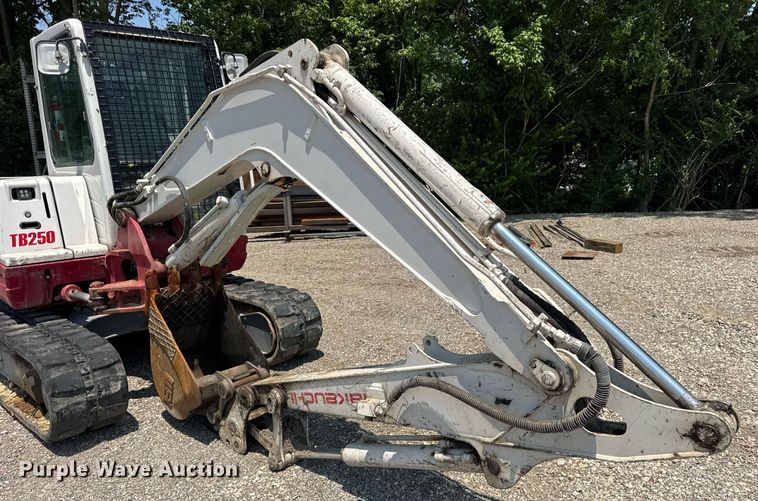 image for item DI9051 2012 Takeuchi TB250  mini excavator