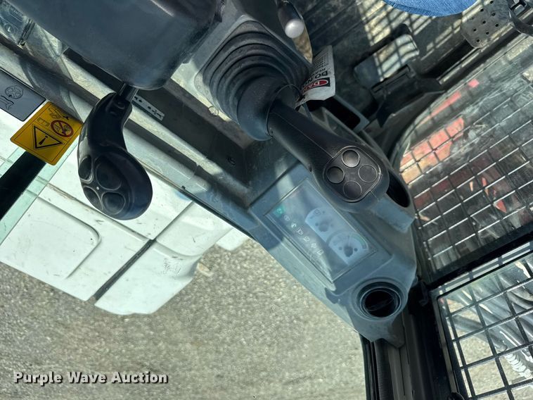 image for item DI9051 2012 Takeuchi TB250  mini excavator