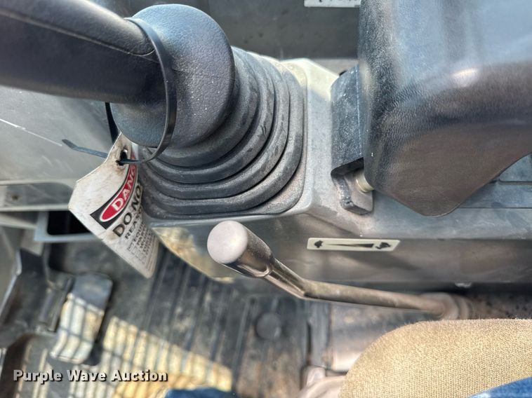 image for item DI9051 2012 Takeuchi TB250  mini excavator