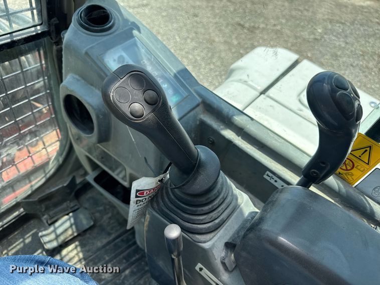 image for item DI9051 2012 Takeuchi TB250  mini excavator