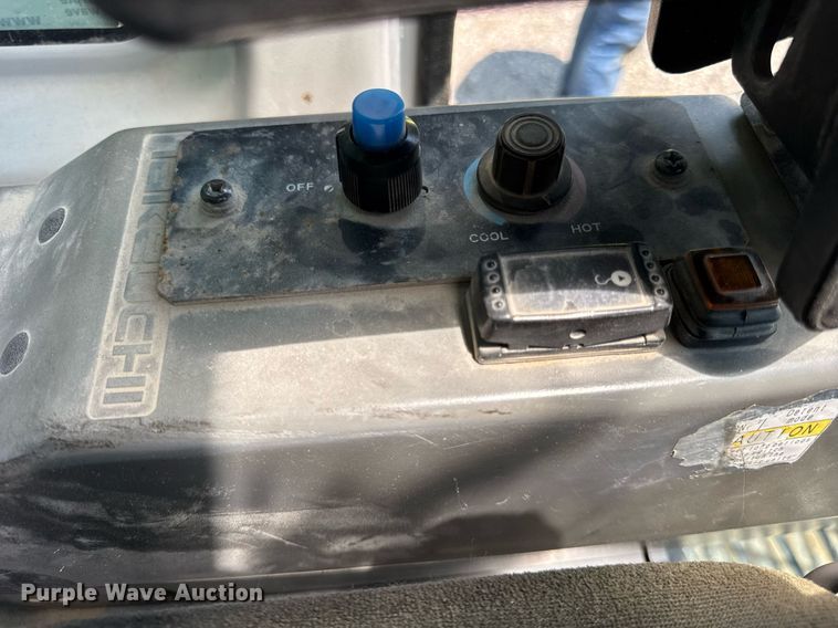 image for item DI9051 2012 Takeuchi TB250  mini excavator