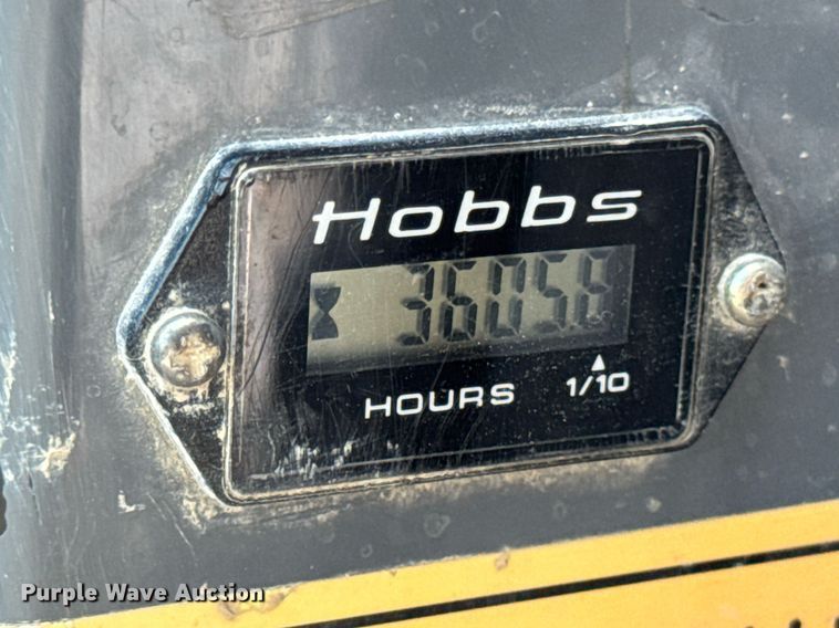 image for item DI9051 2012 Takeuchi TB250  mini excavator