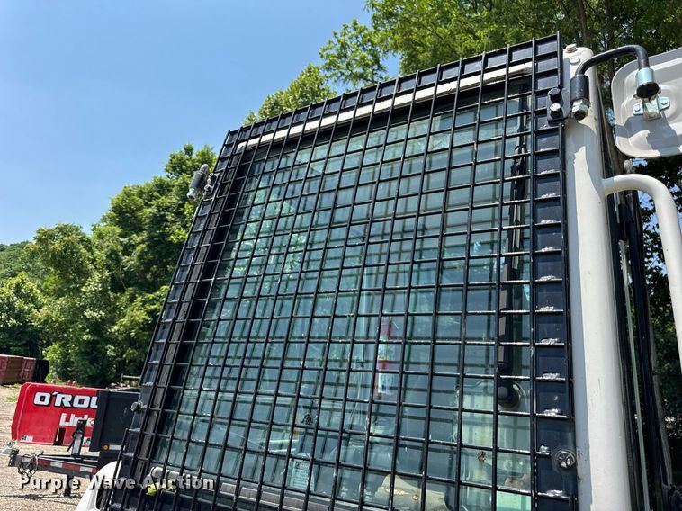 image for item DI9051 2012 Takeuchi TB250  mini excavator