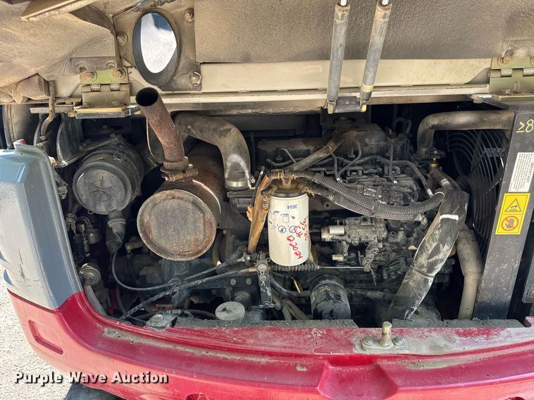 image for item DI9051 2012 Takeuchi TB250  mini excavator