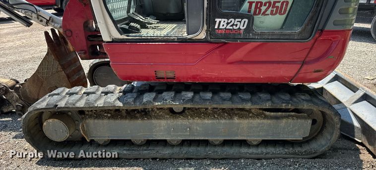image for item DI9051 2012 Takeuchi TB250  mini excavator
