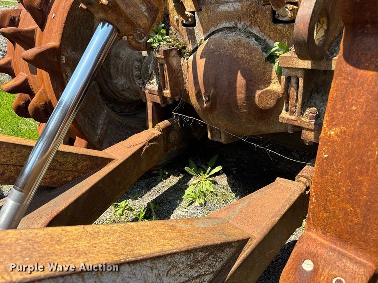 image for item DI9052 1992 Caterpillar 826C landfill compactor