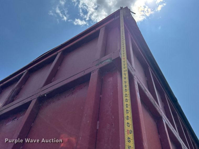 image for item DI9075 1983 Mack R600 grain truck