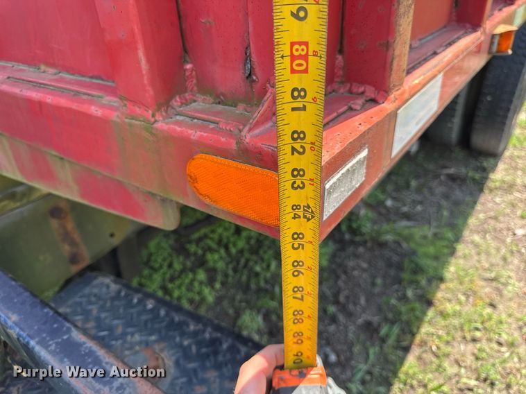 image for item DI9075 1983 Mack R600 grain truck